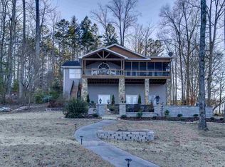 711 Watermark Ct, Seneca, SC 29672