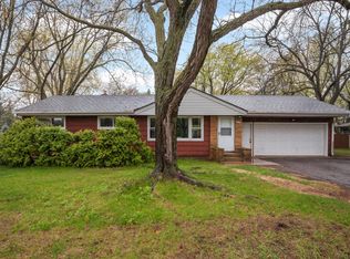 4389 Hodgson Rd, Shoreview, MN 55126