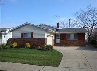17825 Brian Ave, Cleveland, OH 44119
