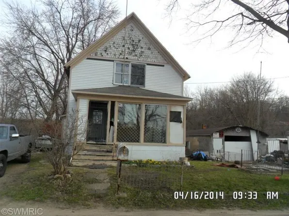 2305 Lincoln Ave, Kalamazoo, MI 49048