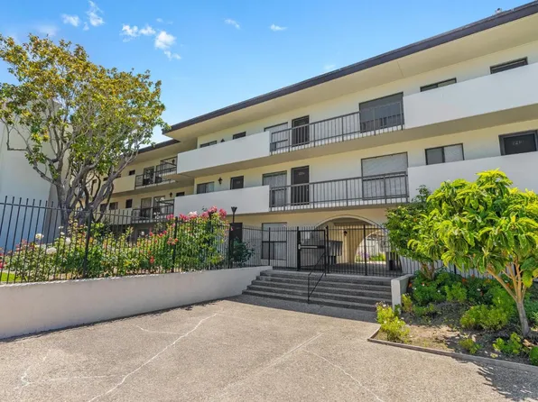 500 Glenwood Cir APT 218, Monterey, CA 93940