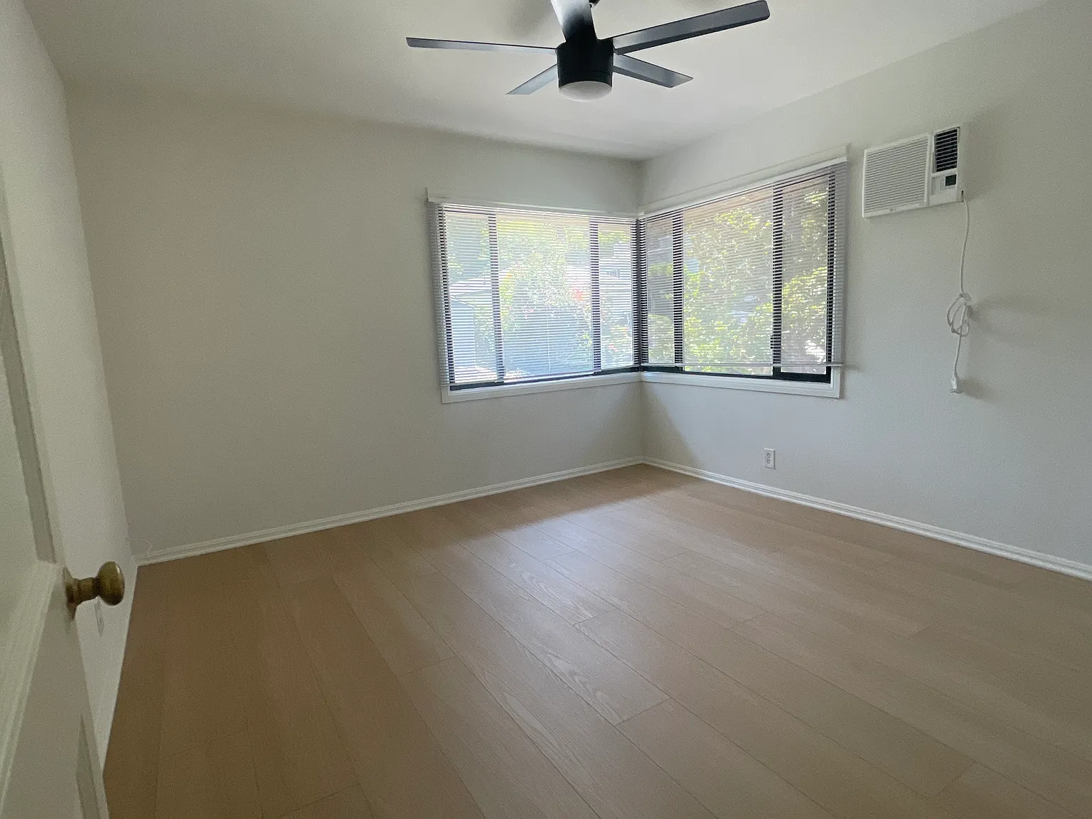 1 bed, 800 sqft, $2,295 — Photo 4