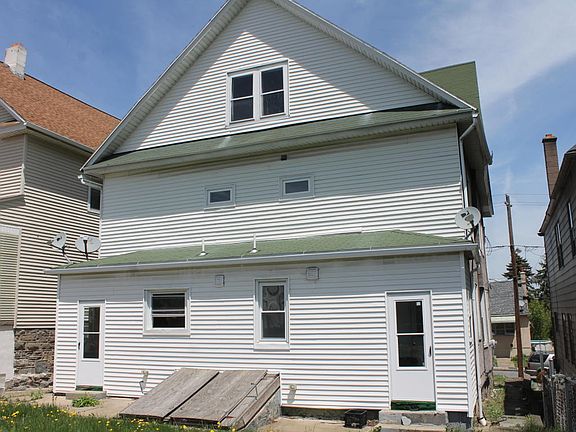 2nd image of 723 W 725 Elm St