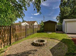 4421 S 48th St, Omaha, NE 68117