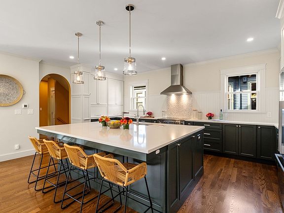 2nd image of 17 Willow Ave #2