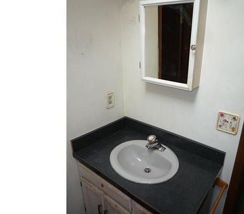 5th image of 8176 Wren Dr