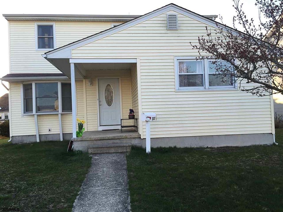 1st image of 137 Bark Dr