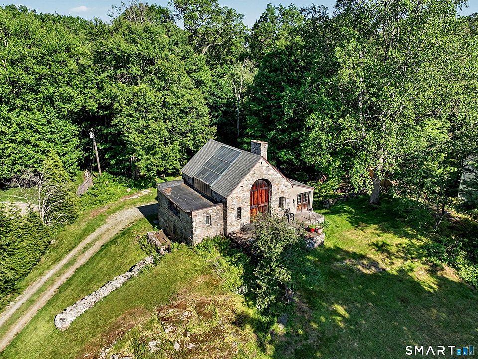 1st image of 11 Hitchcock Road