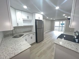 23 Fieldside Dr #2B-1BA, Groton, CT 06340