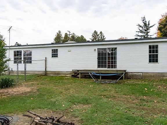 3rd image of 3902 Saint Joseph St