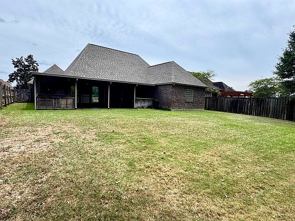 4th image of 34227 Fountain View Dr