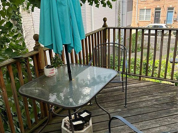 nice to have a balcony in the shade.