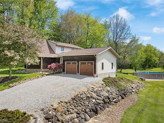 3rd image of 12678 Amber Cir NW