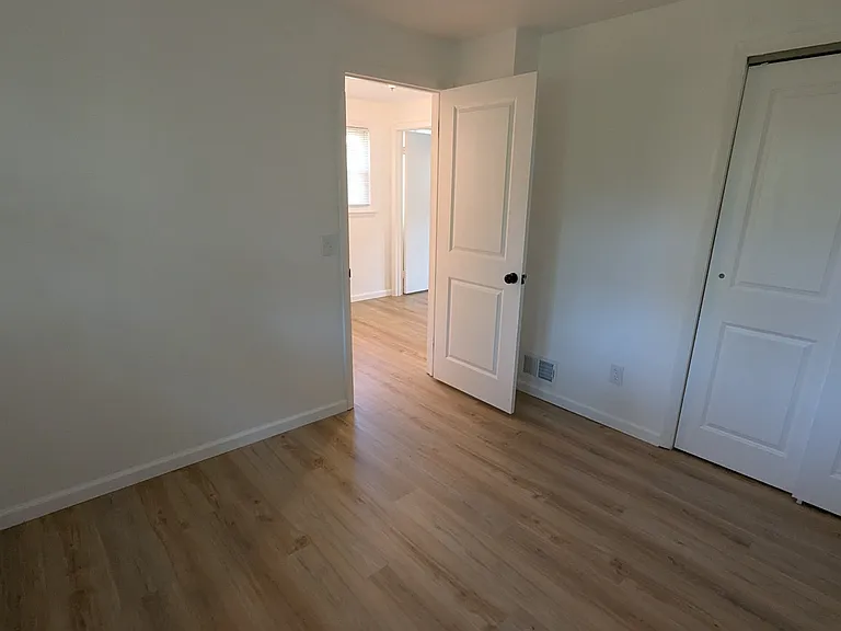 534-582 Denise Rd #580 — Photo 8