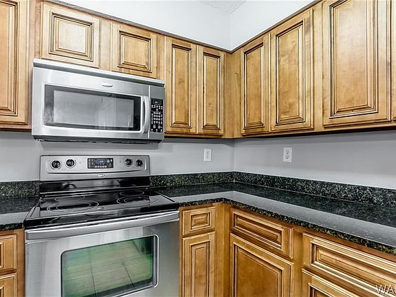 5th image of 120 5th St #122