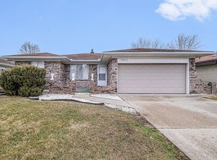 38845 Sumpter Dr, Sterling Heights, MI 48310