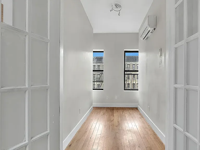 320 Street Nicholass Ave #4F — Photo 6