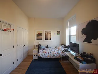 Rented by aptsandlofts.com