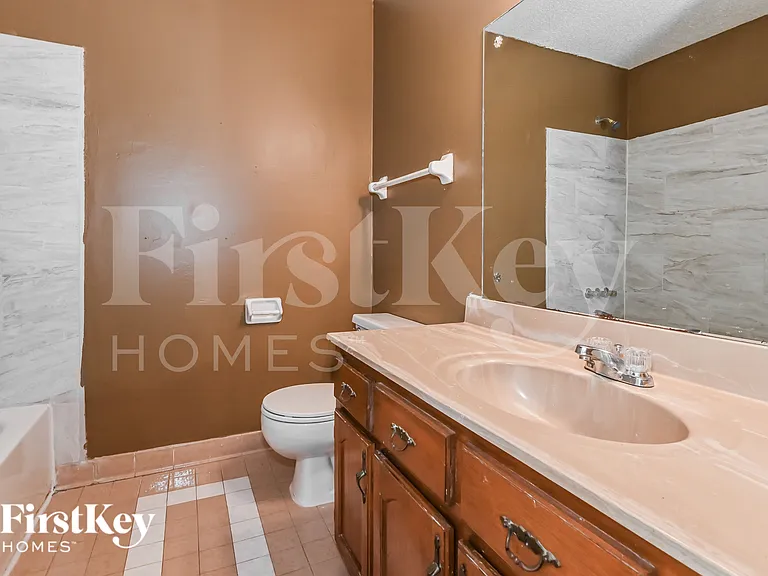 4596 Berrypick Ln S — Photo 9