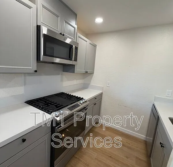 6519 Prentiss Dr — Photo 4
