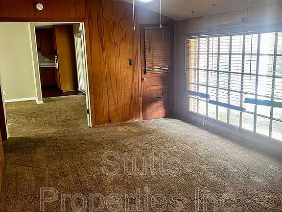 5th image of 125 Stovall Dr