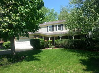 124 Beaubien Ct, Lake Zurich, IL 60047