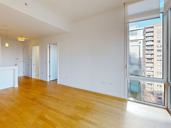 4th image of 795 Columbus Ave APT 11C