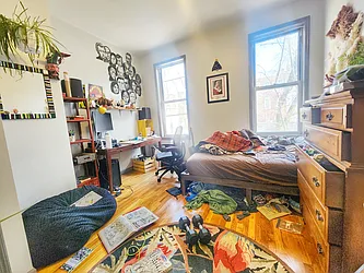 Rented by RELEASE NY