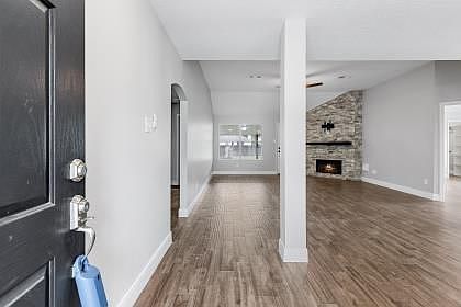 3rd image of 6618 Grant Dr
