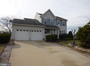 17 Anthony Dr, Burlington, NJ 08016