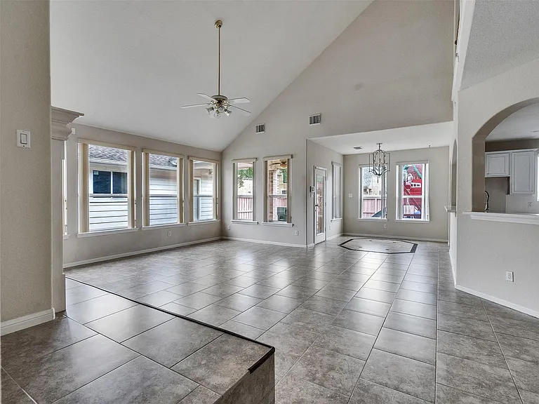 3902 Breaux Bridge Ln — Photo 17