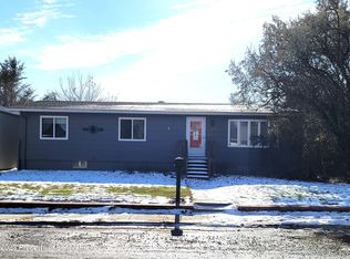 504 6th St W, Lemmon, SD 57638