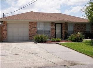 2925 Elizabeth St, Marrero, LA 70072