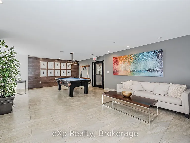 160 Macdonell St #308 — Photo 38