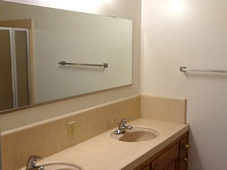 6345 N Spalding Ave — Photo 13