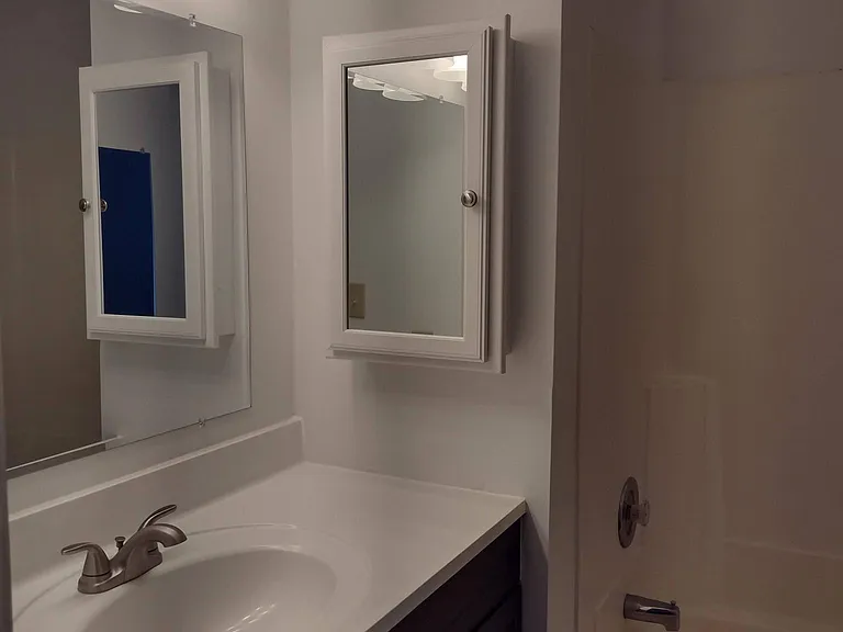3541 Londonderry Ln — Photo 16