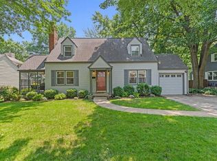 4907 W 57th Ter, Roeland Park, KS 66205