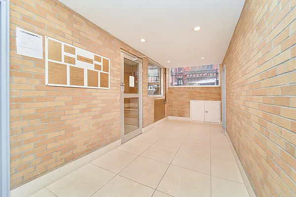 Rented by Living New York | media 17