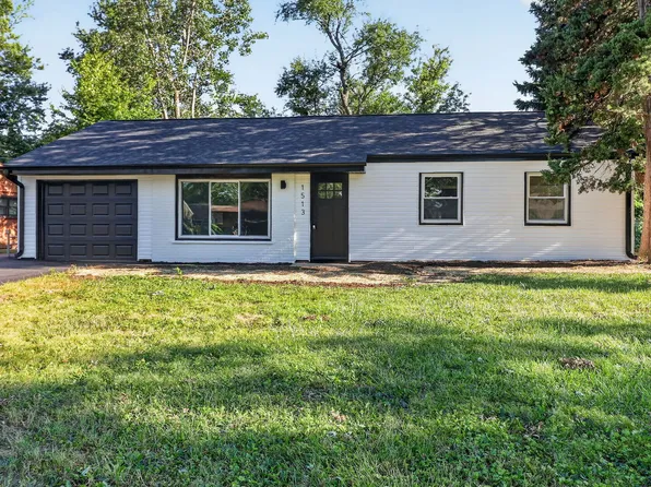 1513 77th St, Darien, IL 60561
