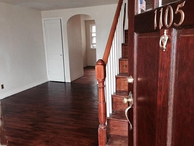 front door, livingroom has closet