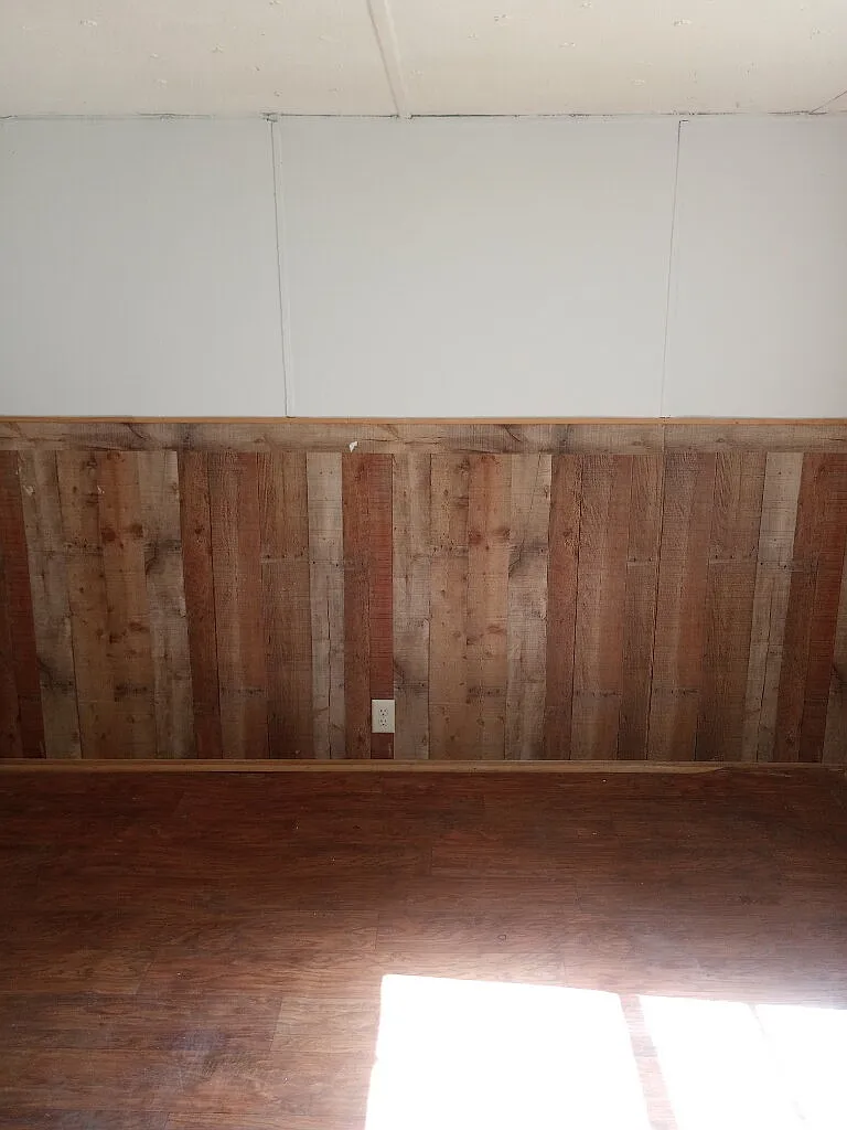 3 bed, 1.5 bath, $880 — Photo 4