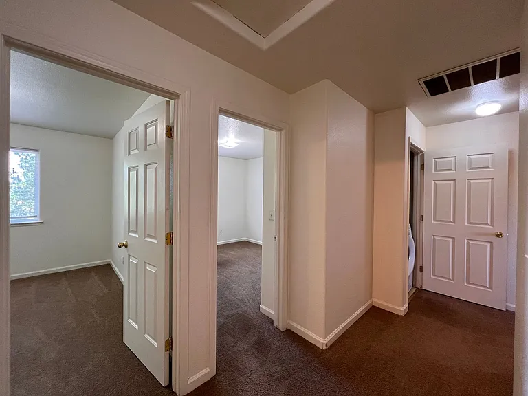 60 Cloud Drive — Photo 21