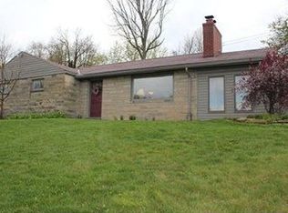 359 Clair Dr, Upper St Clair, PA 15241