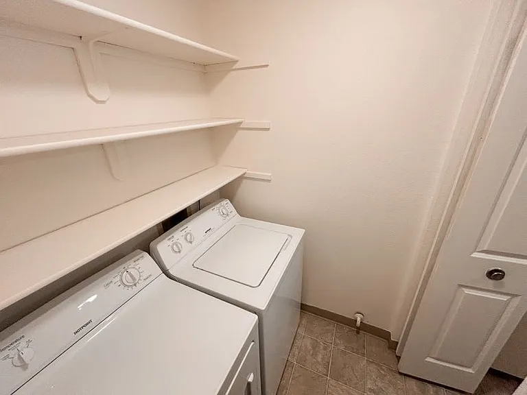 Stone Creek Apartments Beaverton — Photo 73