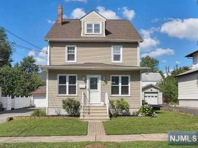 24 Sunderland Ave, Rutherford, NJ, 07070