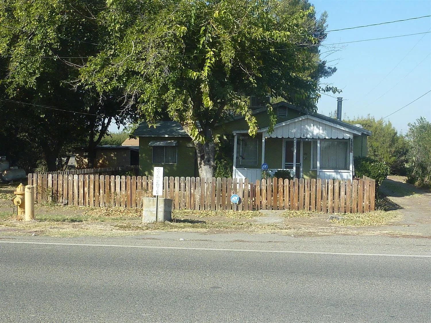 45232 Valeria Ave photo 1