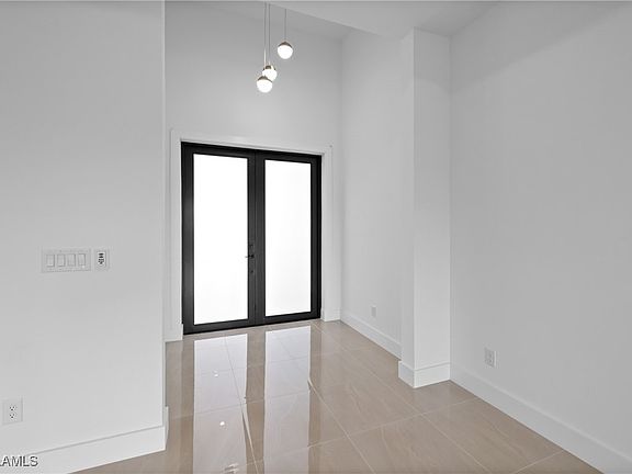 5th image of 2110 NW 6th Ter