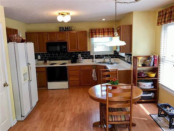 5th image of 11093 Latonia Ln