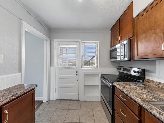 5th image of 6016 S Kingshighway Blvd #E3