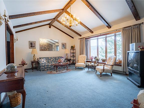 4th image of 158 Cross Rd